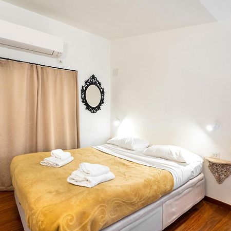 Il Palazzetto Di Via Della Frezza Apartment Rome Luaran gambar